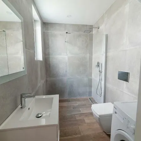 Apartment Designer *